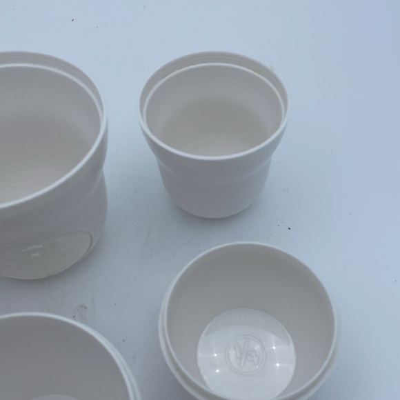 Fred 2009 Russian nesting dolls white kitchen measuring cups set of 6 - Picture 8 of 10